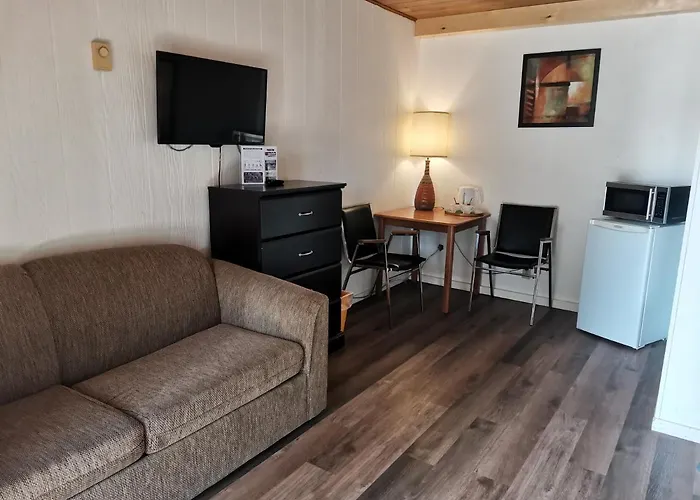 The Cedars Motel