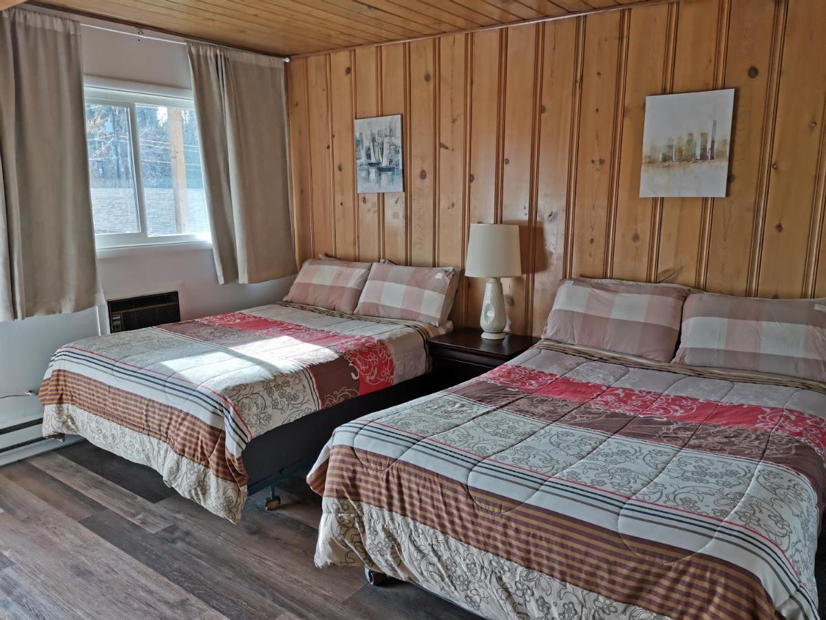 The Cedars Motel 2*