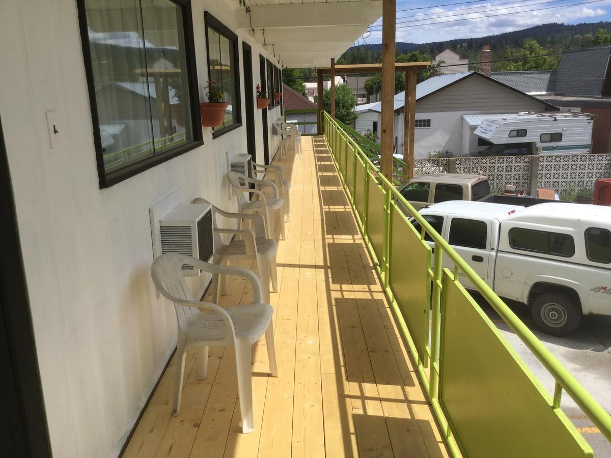 The Cedars Motel 2*