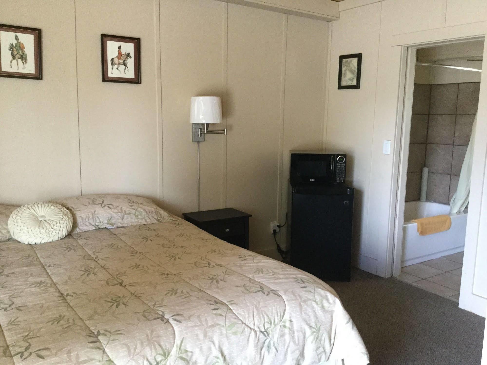Motel The Cedars