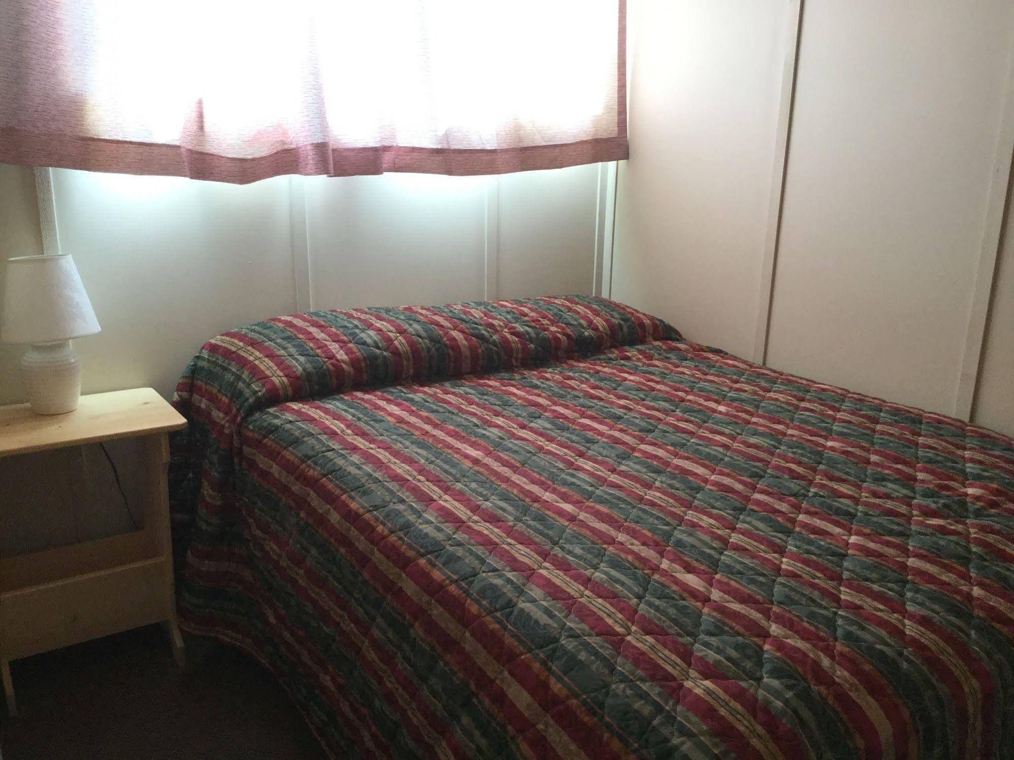 Motel The Cedars